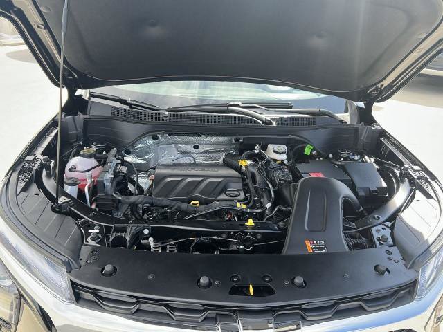 New 2026 Chevrolet Trax LT w/ LT Convenience Package FWD image 29