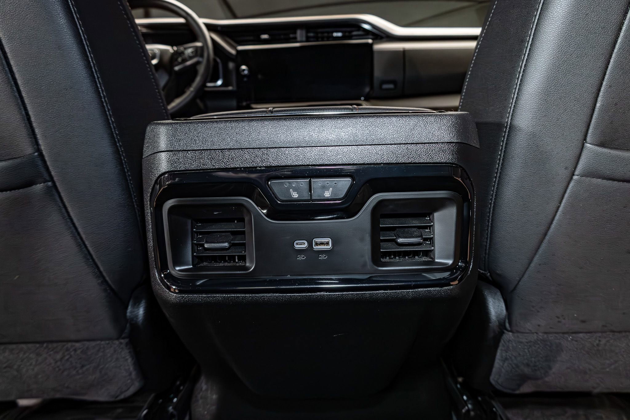 Used 2025 GMC Sierra 1500 AT4 w/ AT4 Premium Package AWD/4WD image 28