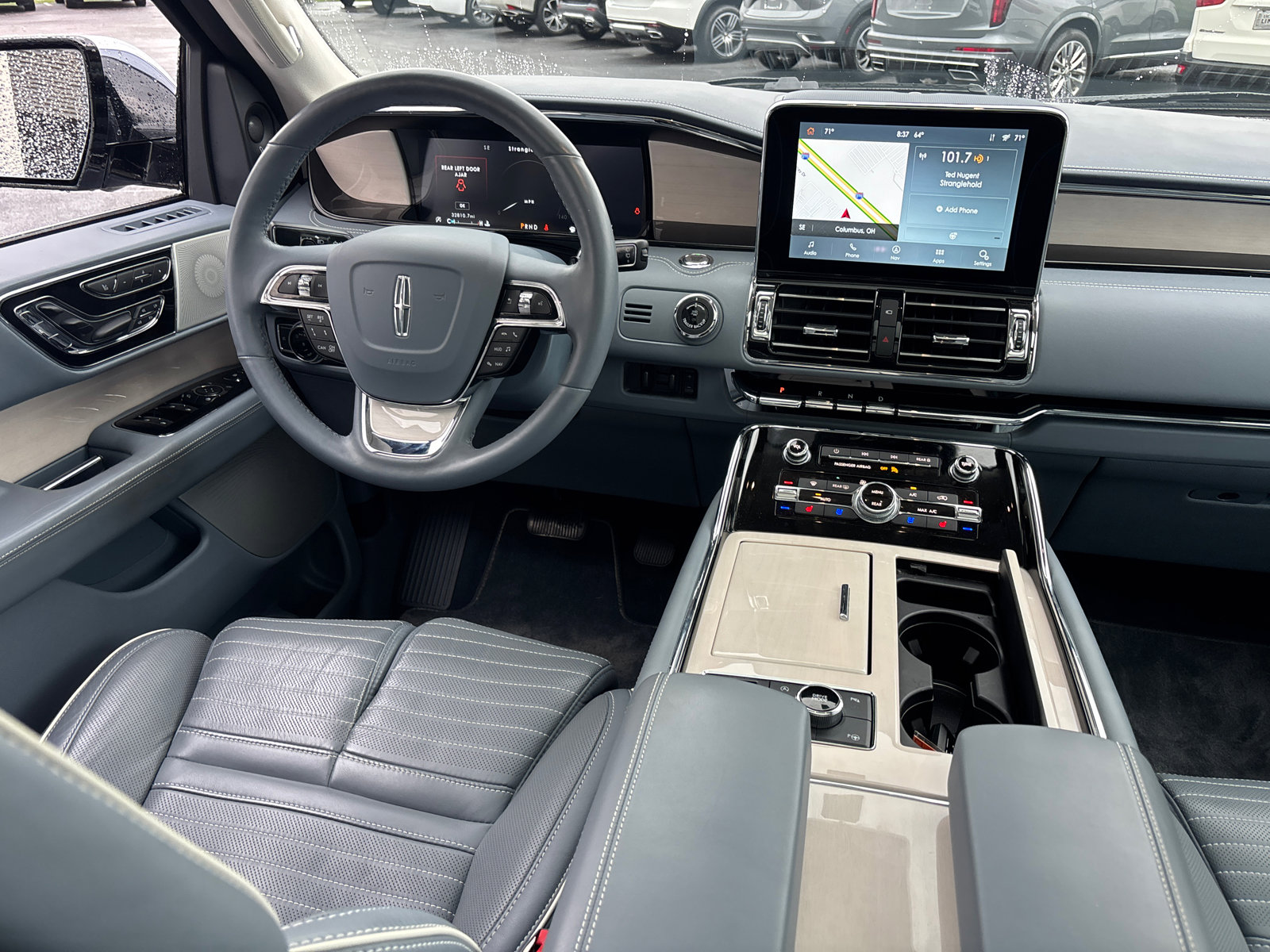 Used 2021 Lincoln Navigator Black Label w/ Cargo Convenience Package AWD/4WD image 30