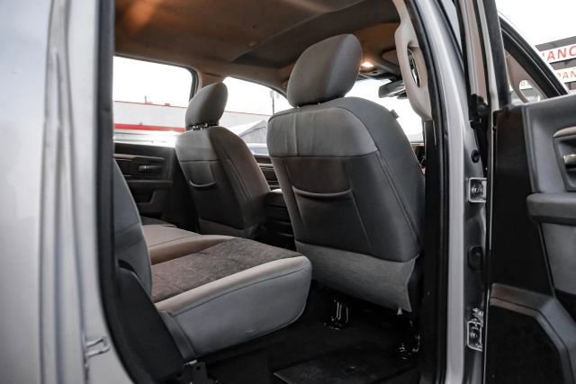 Used 2018 RAM 1500 Lone Star image 43