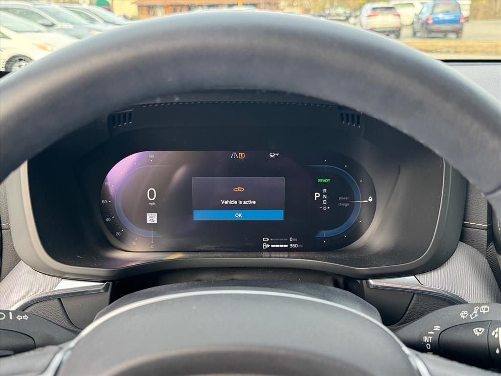 Used 2022 Volvo XC60 T8 R-Design w/ Advanced Package AWD/4WD image 18