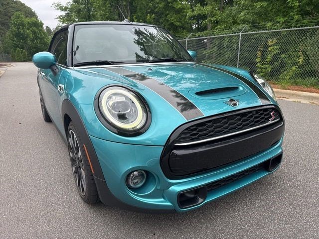 Used 2021 MINI Cooper S FWD image 3