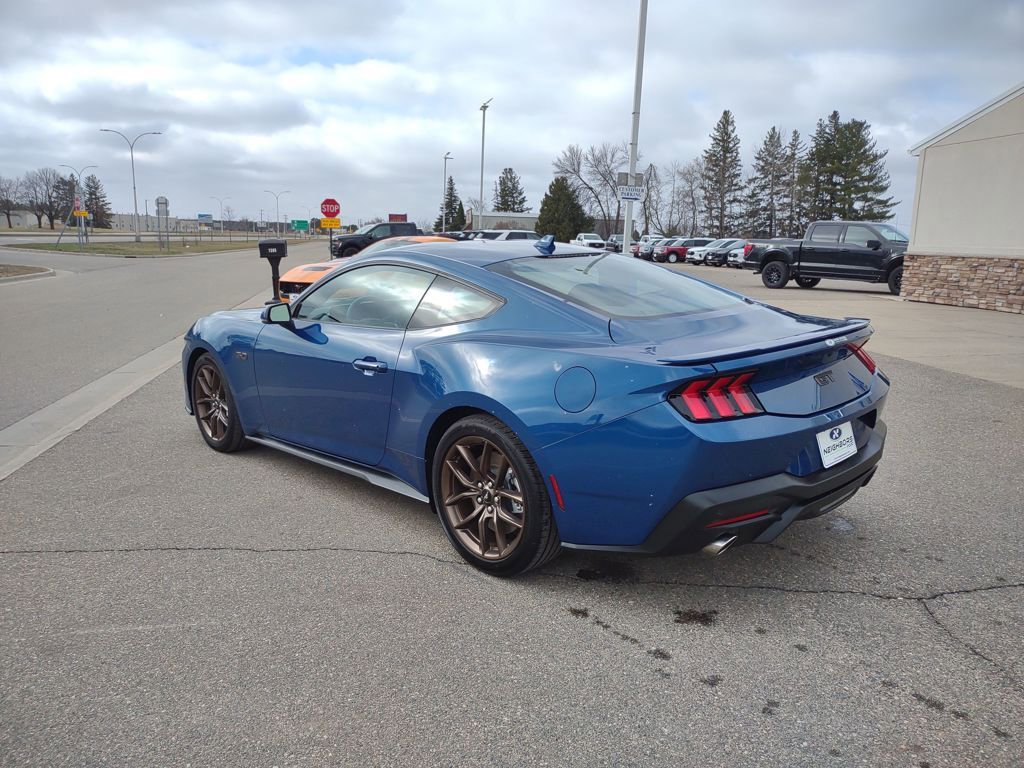 Used 2024 Ford Mustang GT Premium RWD image 3