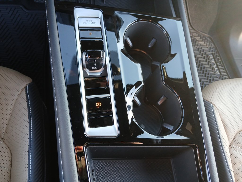 New 2026 Volkswagen Atlas Cross Sport SE FWD image 18