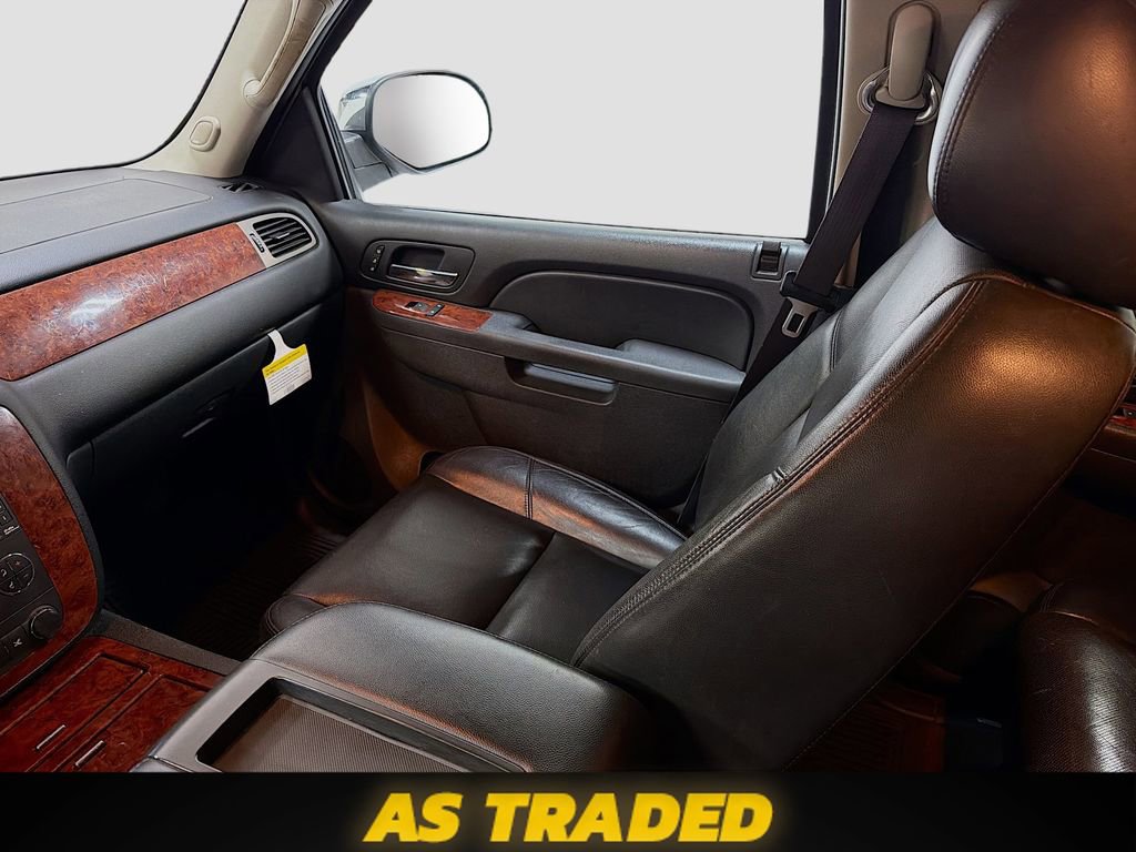 Used 2012 Chevrolet Suburban LTZ image 23