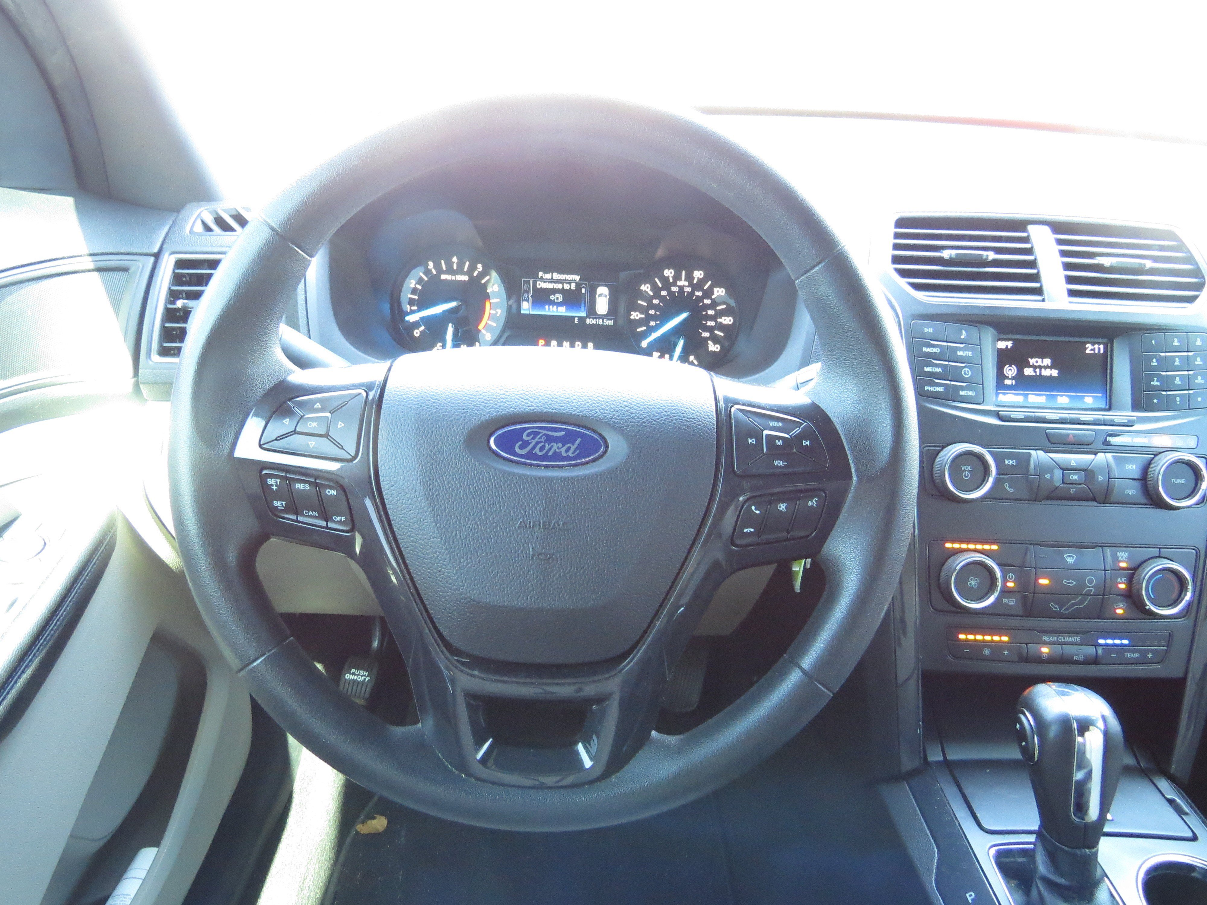 Used 2018 Ford Explorer 4WD image 18