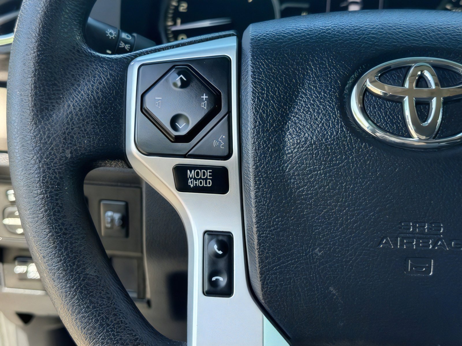 Used 2019 Toyota Tundra SR5 w/ TRD Off Road Package image 14