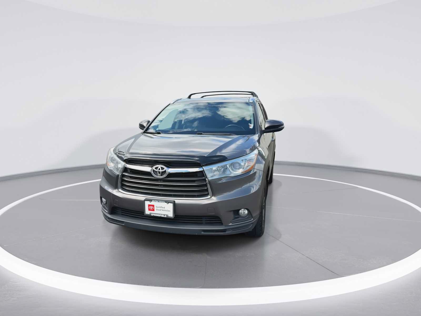 Certified 2016 Toyota Highlander XLE AWD/4WD image 3