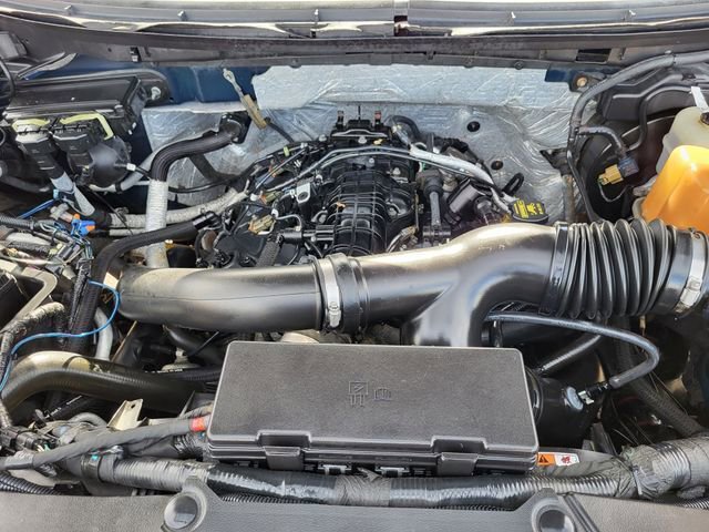 Used 2011 Ford F150 XLT w/ XLT Chrome Pkg image 18