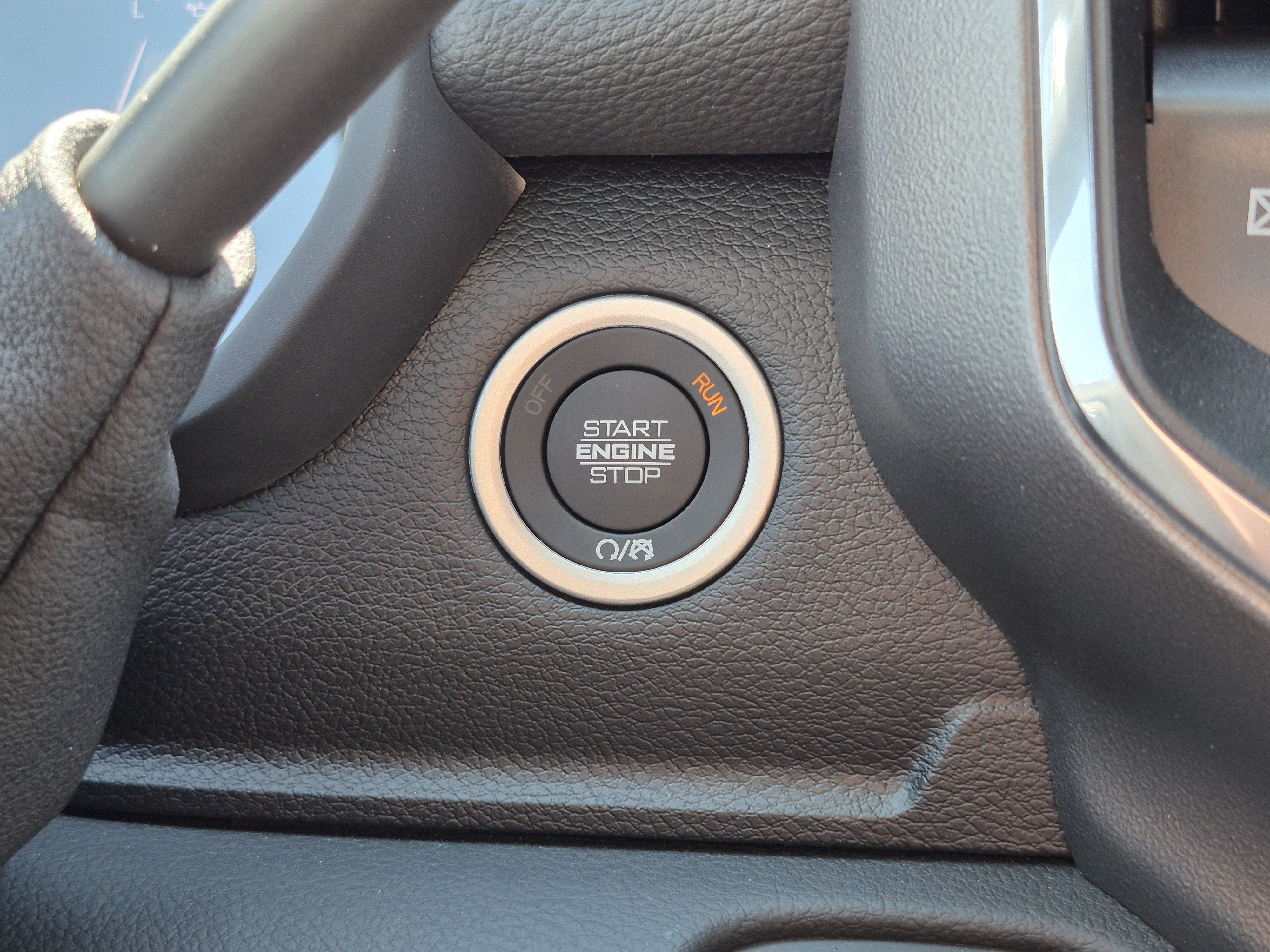 New 2026 RAM 2500 Laramie w/ Night Edition AWD/4WD image 19