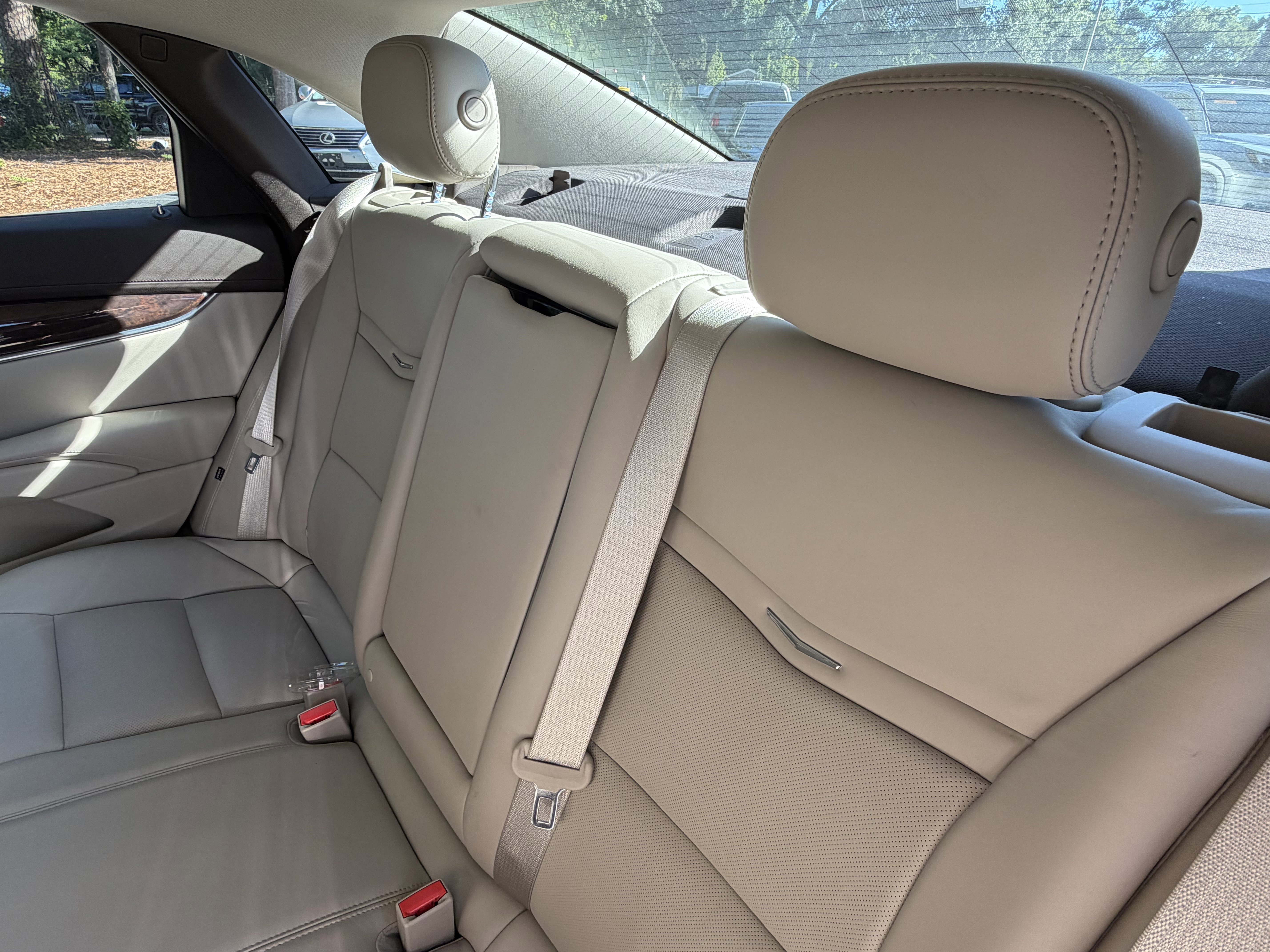 Used 2014 Cadillac XTS Luxury w/ Driver Awareness Package AWD/4WD image 33