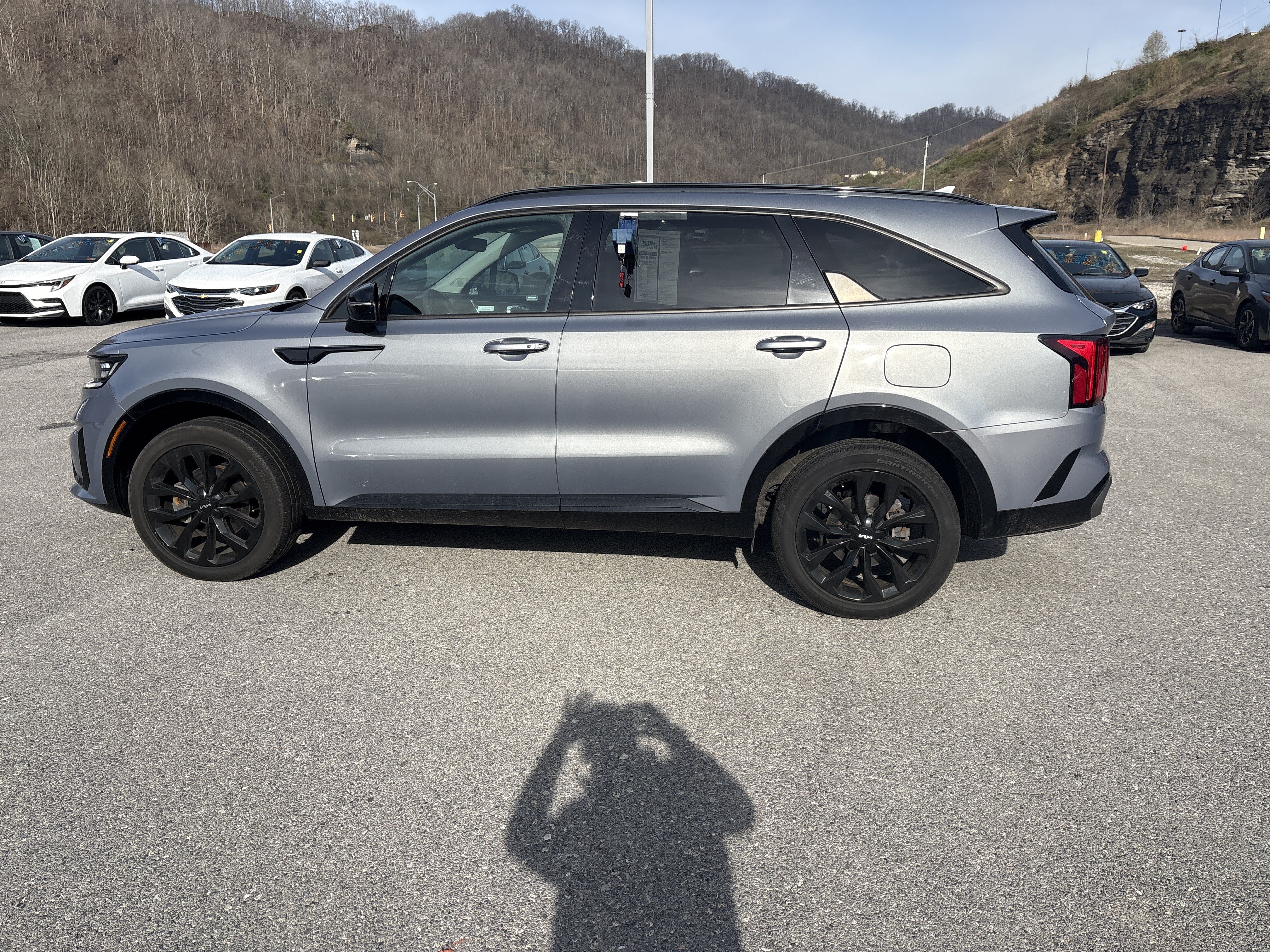 Used 2023 Kia Sorento SX AWD/4WD image 7