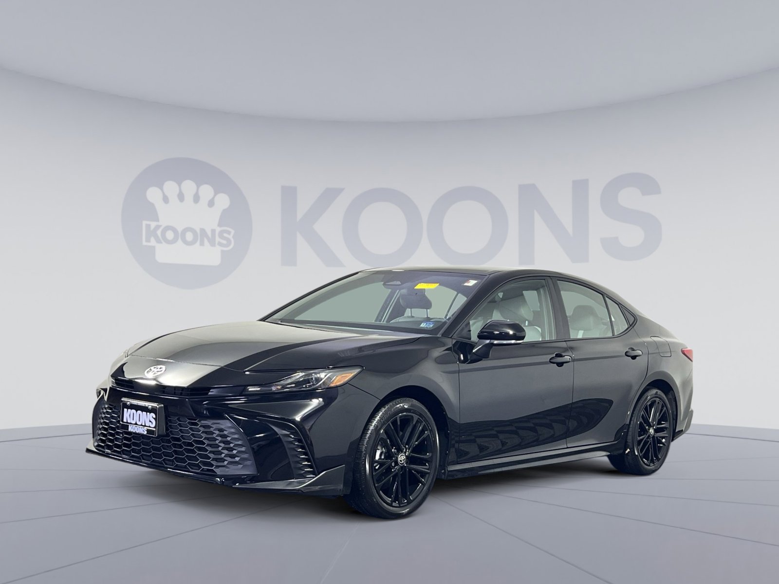 Used 2025 Toyota Camry SE