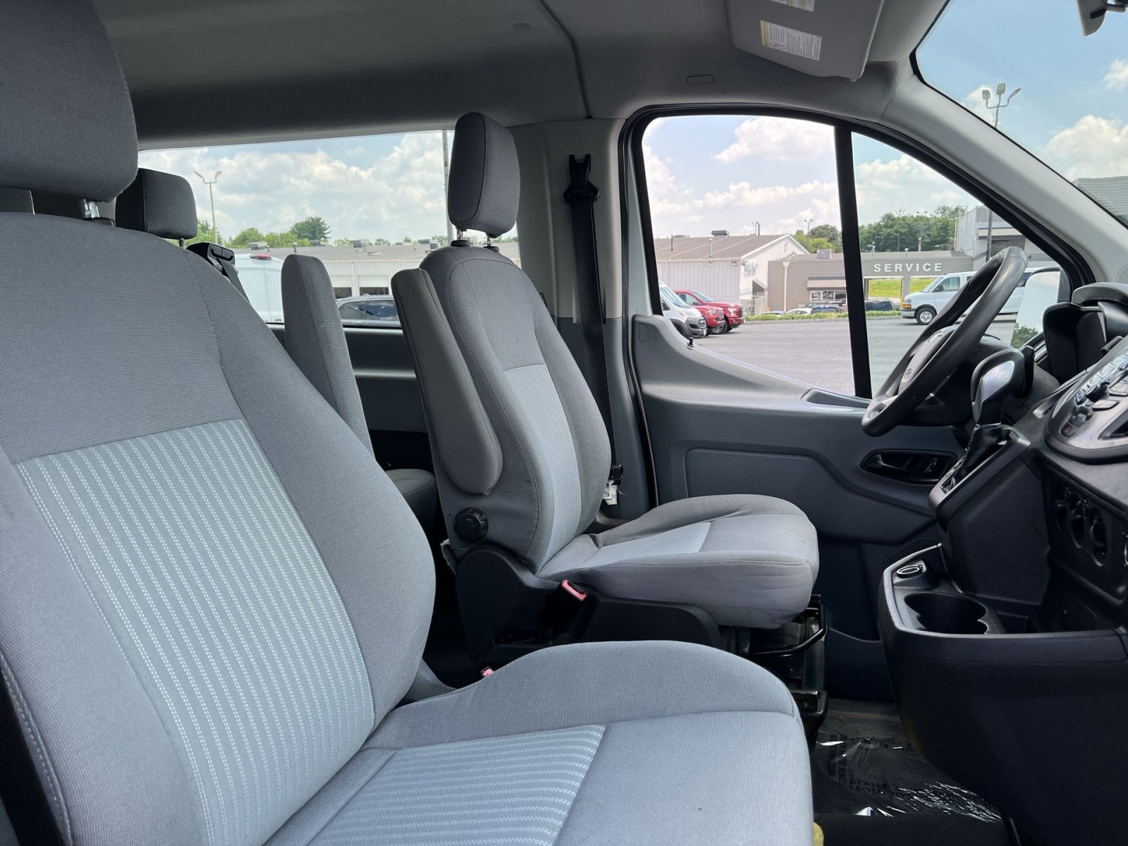 Used 2019 Ford Transit 350 XLT RWD image 24