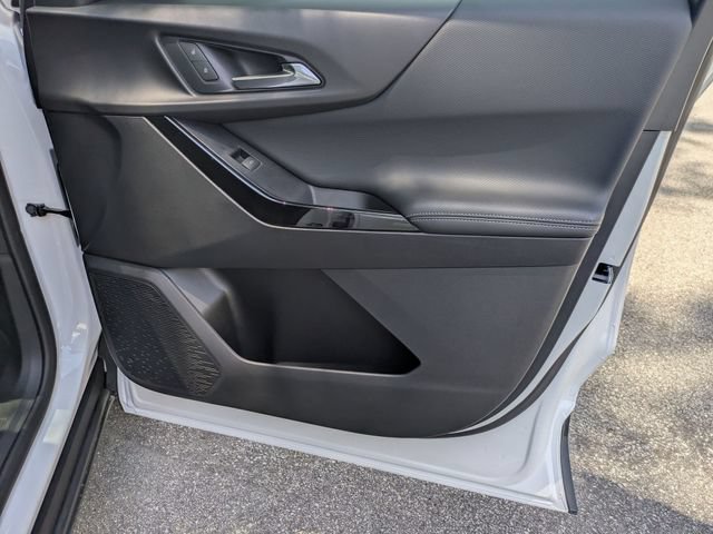 New 2027 Chevrolet Equinox LT FWD image 32