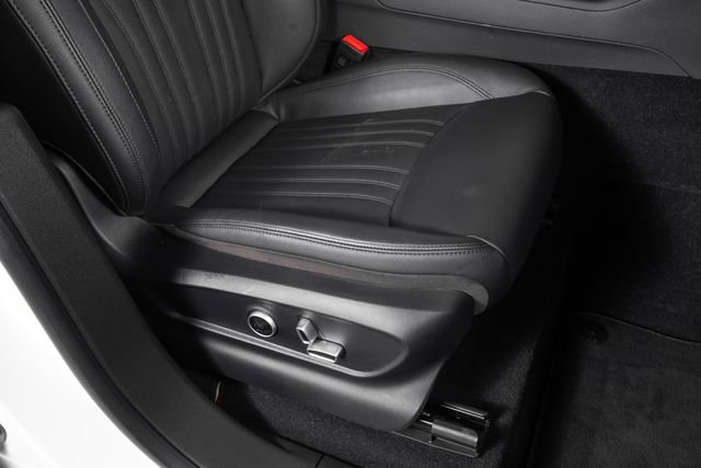 Used 2024 Maserati Grecale GT image 51