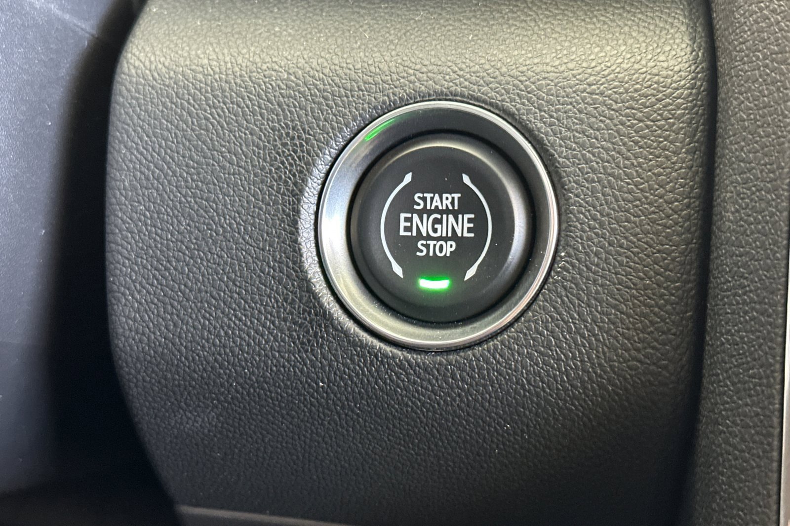 New 2025 GMC Acadia Elevation w/ Super Cruise Package image 25