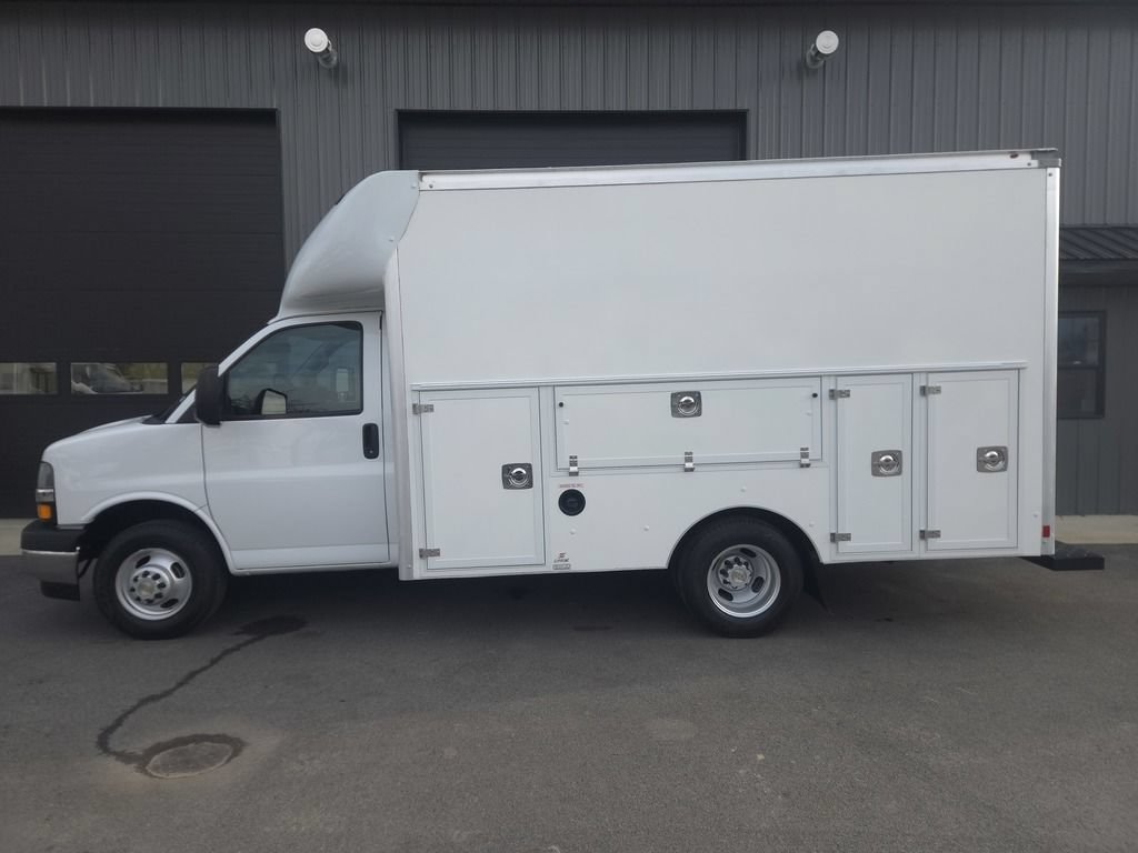 Used 2020 Chevrolet Express 3500 w/ Power Convenience Package RWD image 1