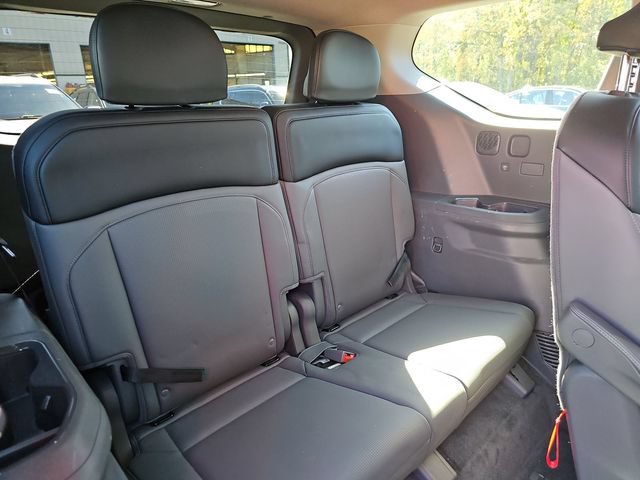 Used 2024 Kia EV9 Light Long Range RWD image 9