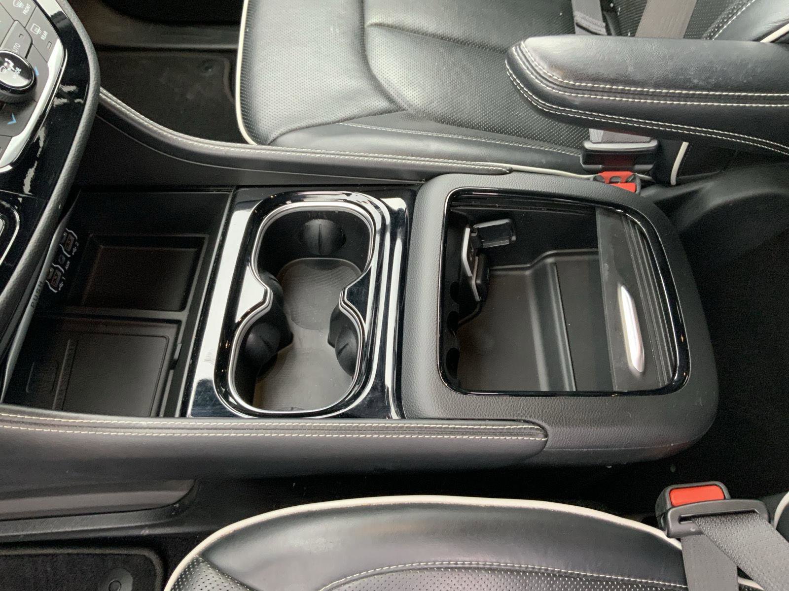 Used 2021 Chrysler Pacifica Limited w/ S Appearance Package image 50