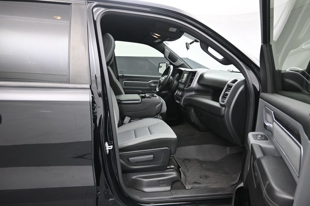 Used 2022 RAM 1500 Big Horn AWD/4WD image 23