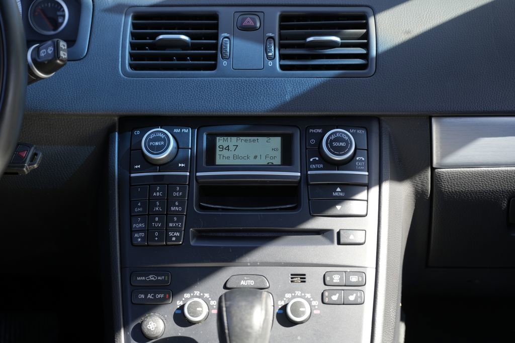 Used 2013 Volvo XC90 3.2 image 39