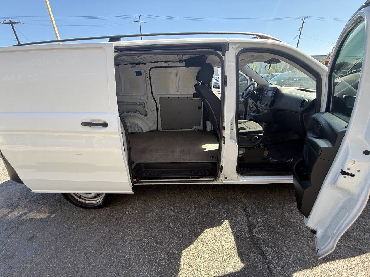 Used 2018 Mercedes-Benz Metris image 13
