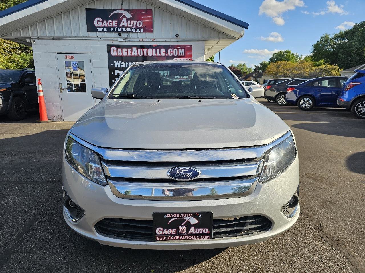 Used 2010 Ford Fusion Sport FWD image 3