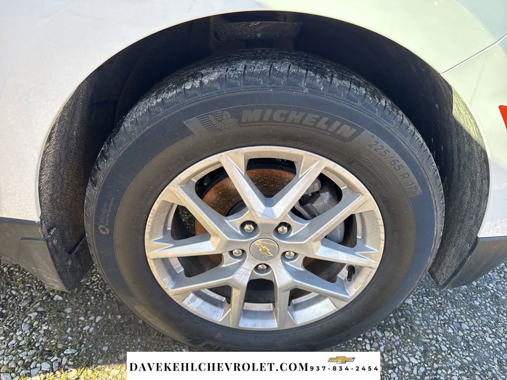 Used 2023 Chevrolet Equinox LT image 36