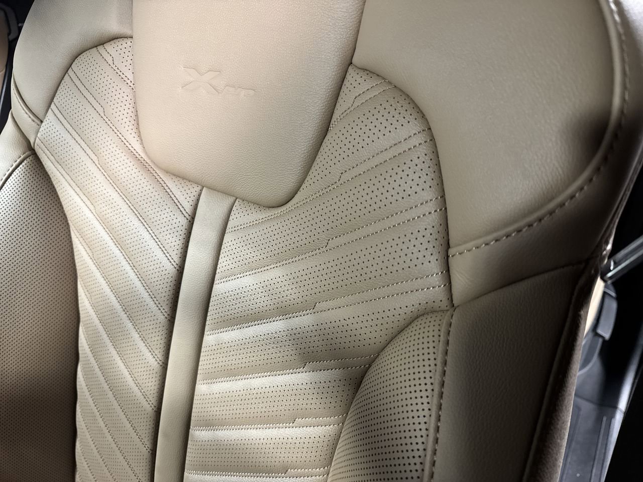 New 2026 Kia Sorento SX Prestige w/ Olive Brown Leather Package image 19