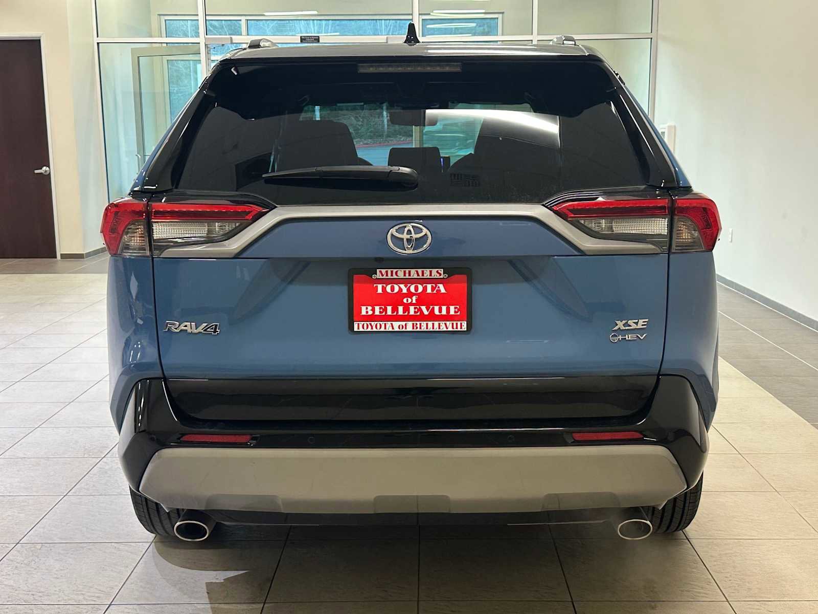 Certified 2025 Toyota RAV4 XSE image 5