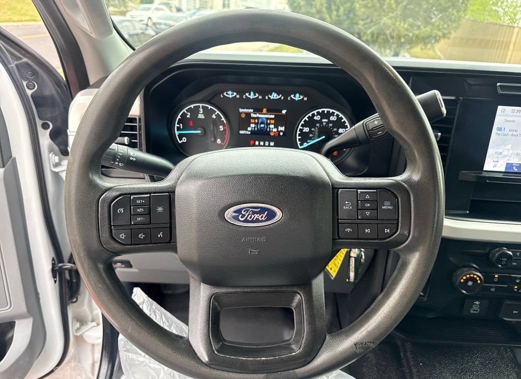 Used 2024 Ford F350 XL AWD/4WD image 17