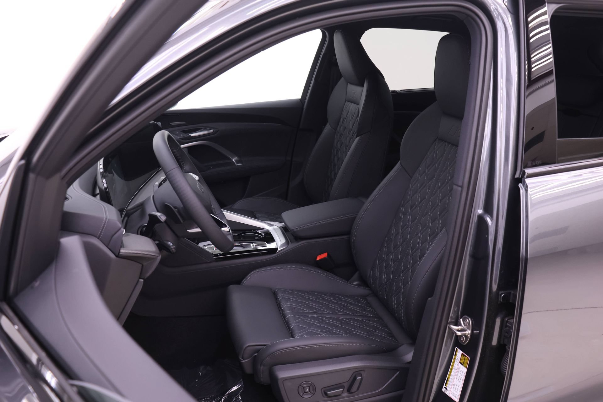 New 2026 Audi SQ5 Premium Plus AWD/4WD image 7