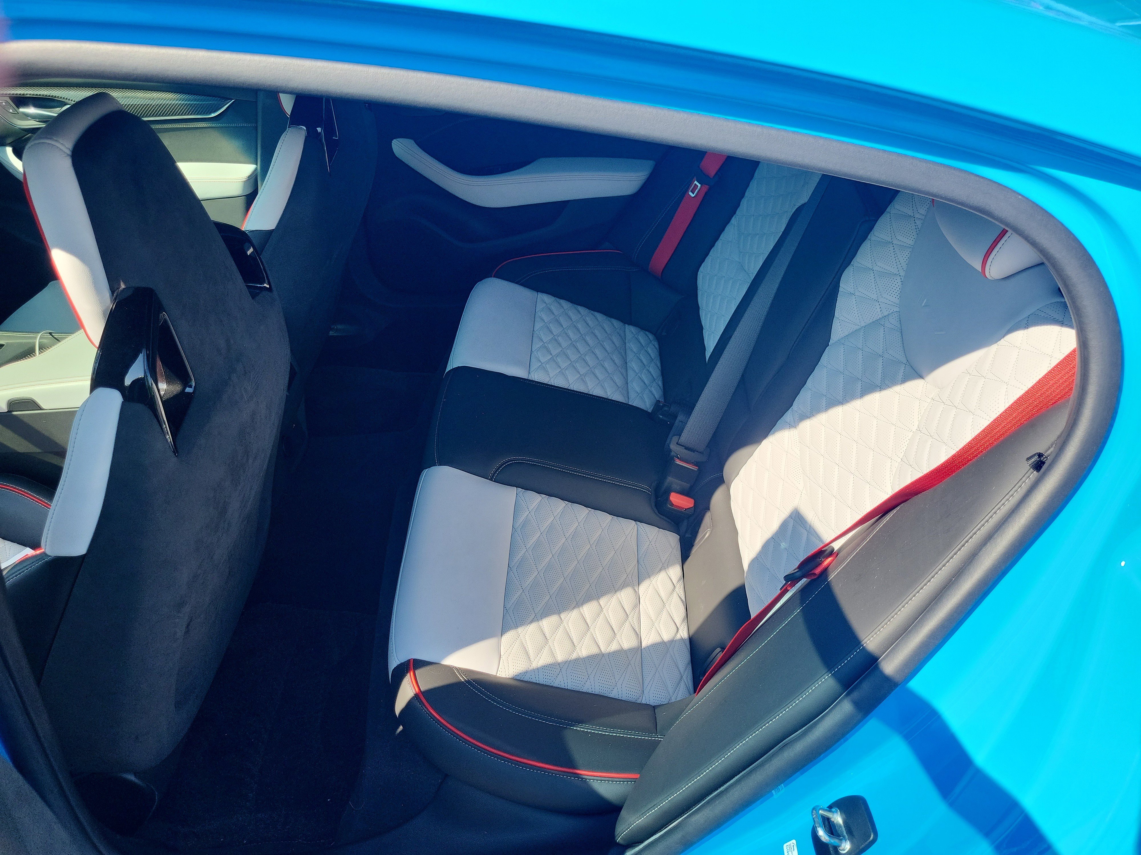 Used 2023 Cadillac CT5 V Blackwing w/ LPO, Bronce Accent Package image 8