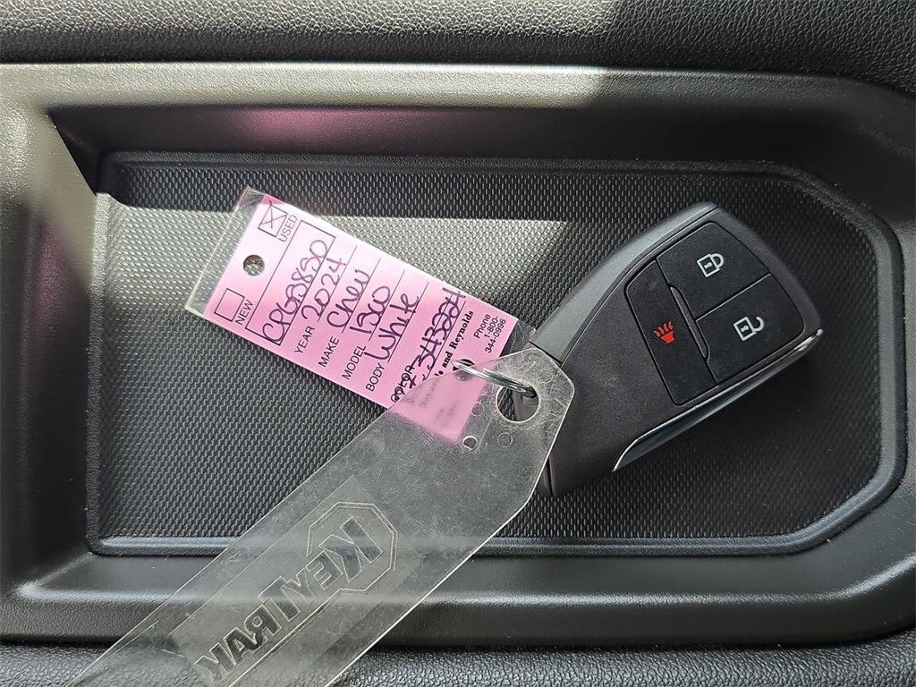 Used 2024 Chevrolet Silverado 1500 W/T image 38