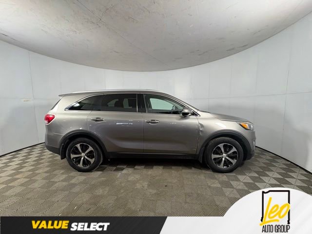 Used 2017 Kia Sorento EX w/ EX V6 Premium Package FWD image 6