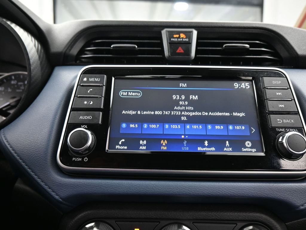 Used 2025 Nissan Versa SV image 22