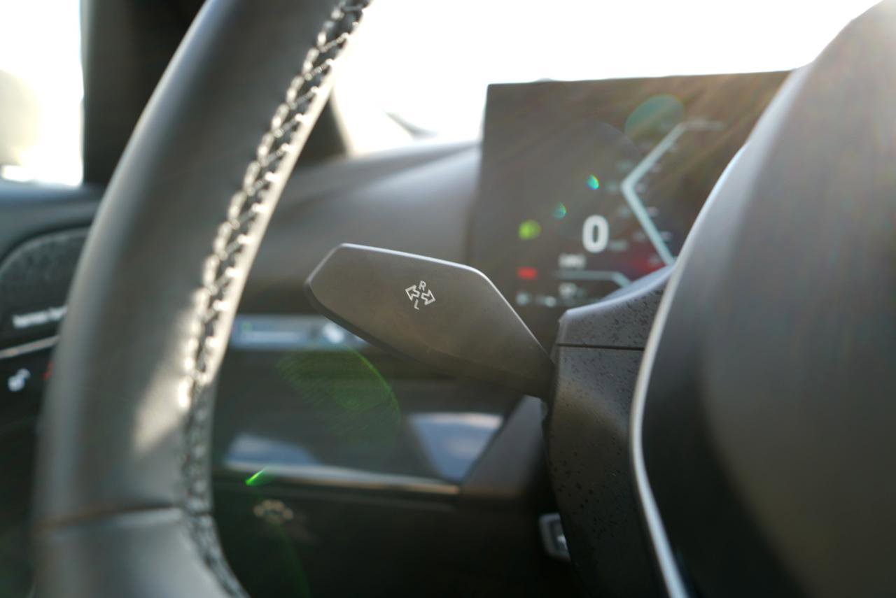 Used 2024 BMW 530i xDrive 530i xDrive Sedan w/ Convenience Package image 25