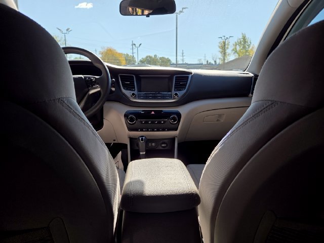 Used 2018 Hyundai Tucson SEL AWD/4WD image 39