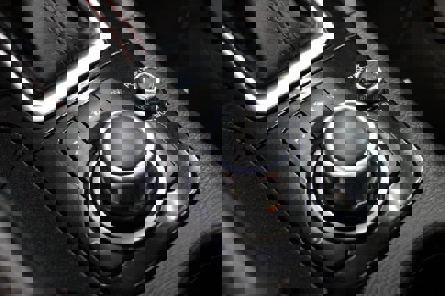 Used 2015 MAZDA MAZDA3 i Touring w/ Technology Package image 16