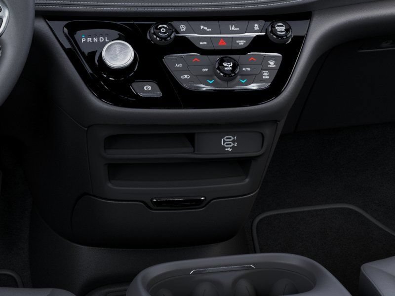 New 2027 Chrysler Pacifica Select FWD image 25