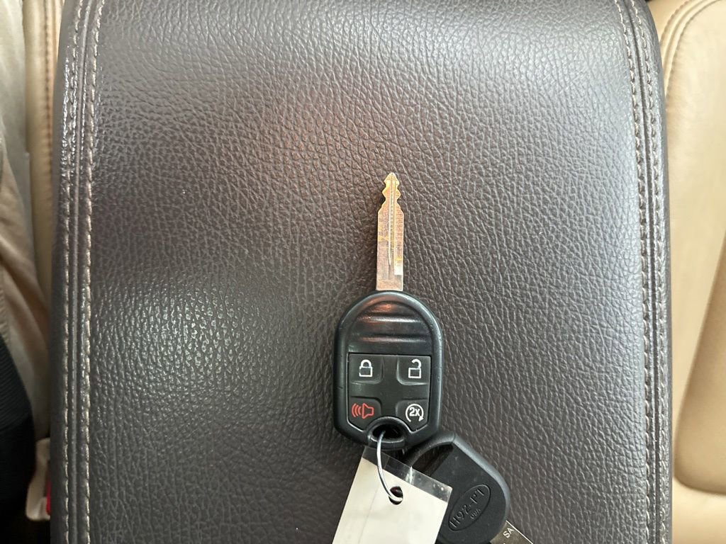 Used 2013 Ford F150 Lariat w/ Luxury Equipment Group image 37