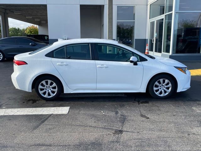Used 2024 Toyota Corolla LE FWD image 11