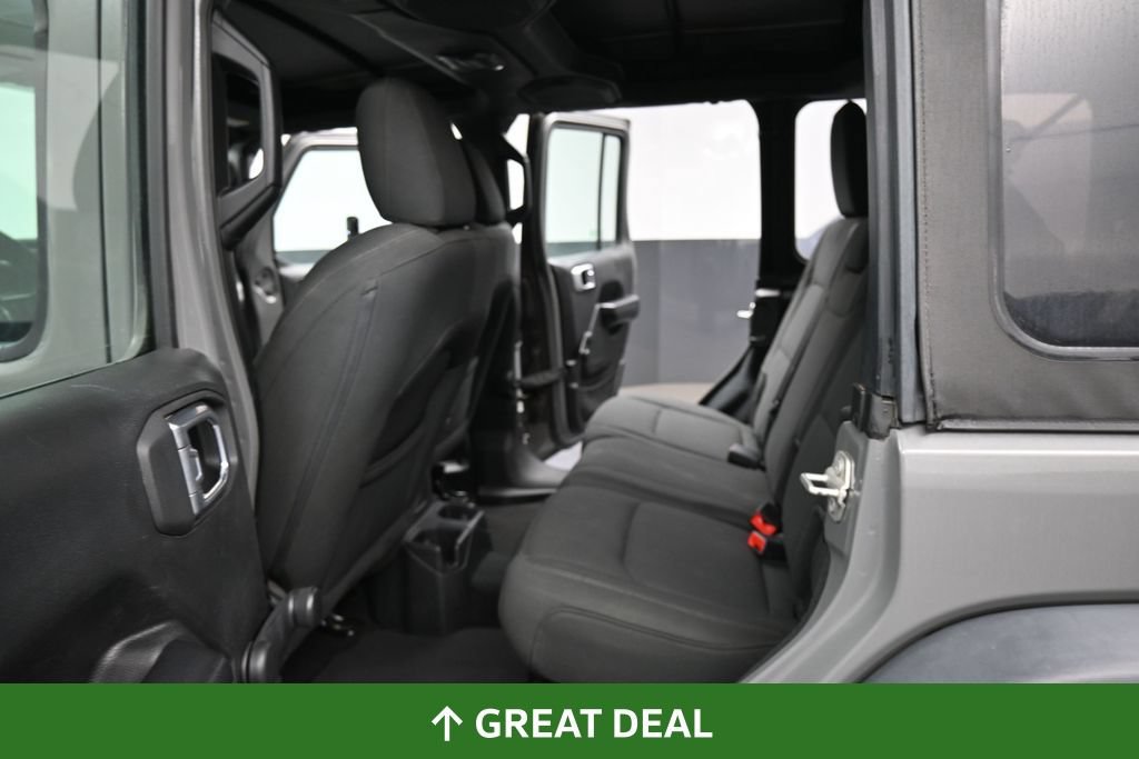 Used 2023 Jeep Wrangler Unlimited Sport AWD/4WD image 31