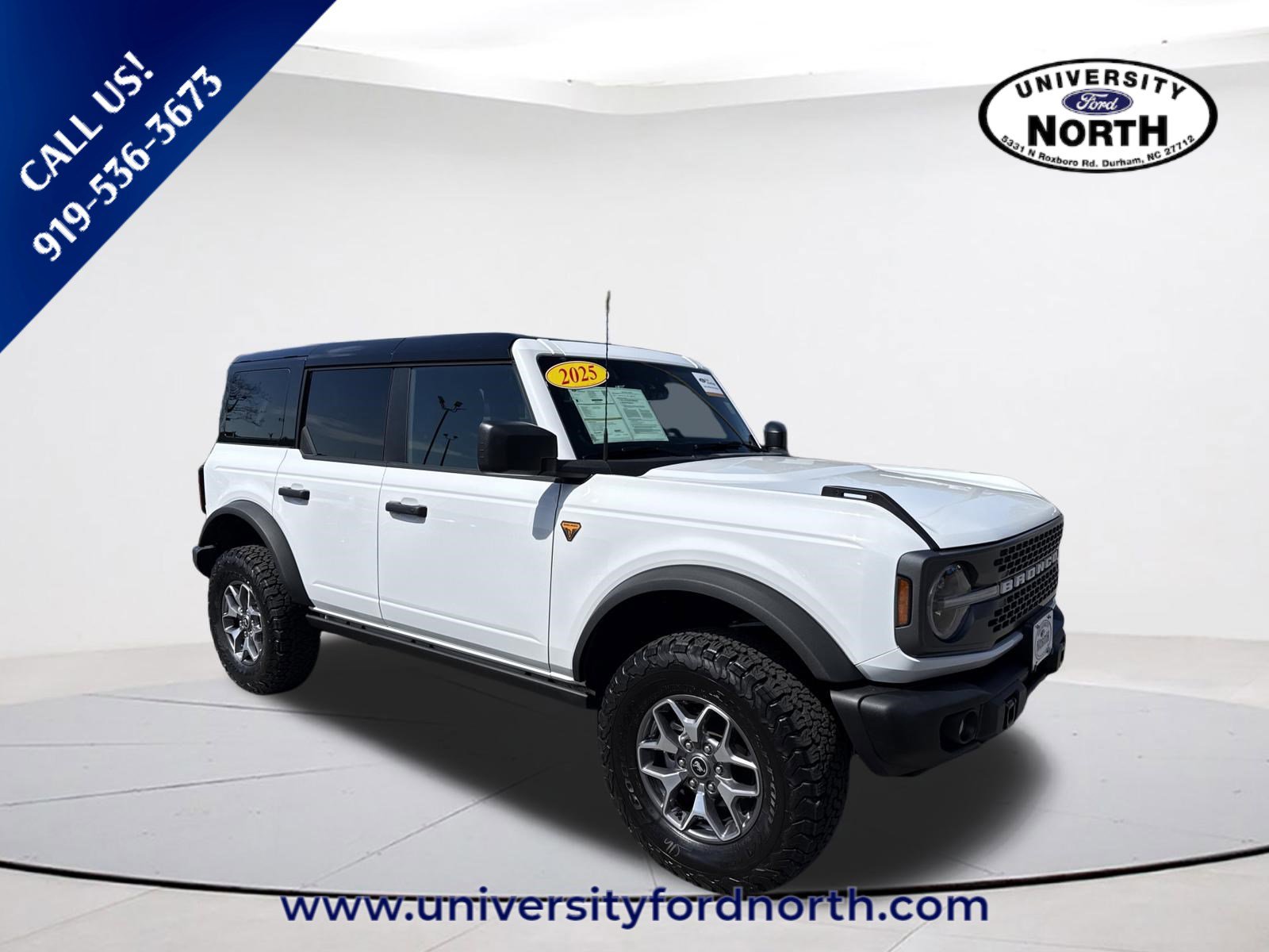 Used 2025 Ford Bronco Badlands image 1