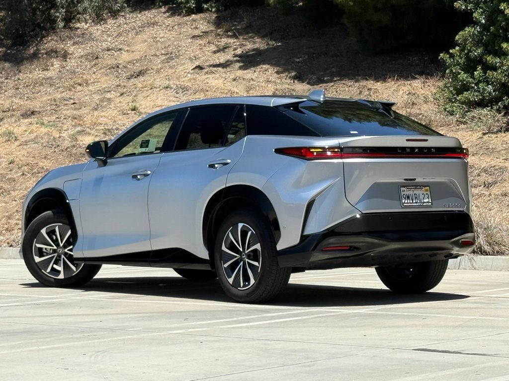 Certified 2024 Lexus RZ 300e Premium w/ Technology Package FWD image 2