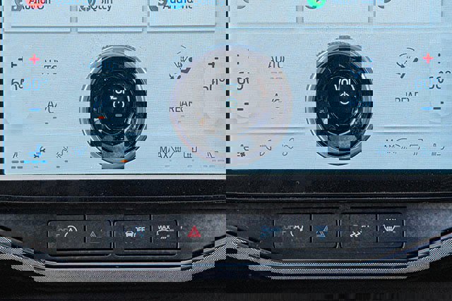 Used 2024 Ford Expedition Platinum image 22