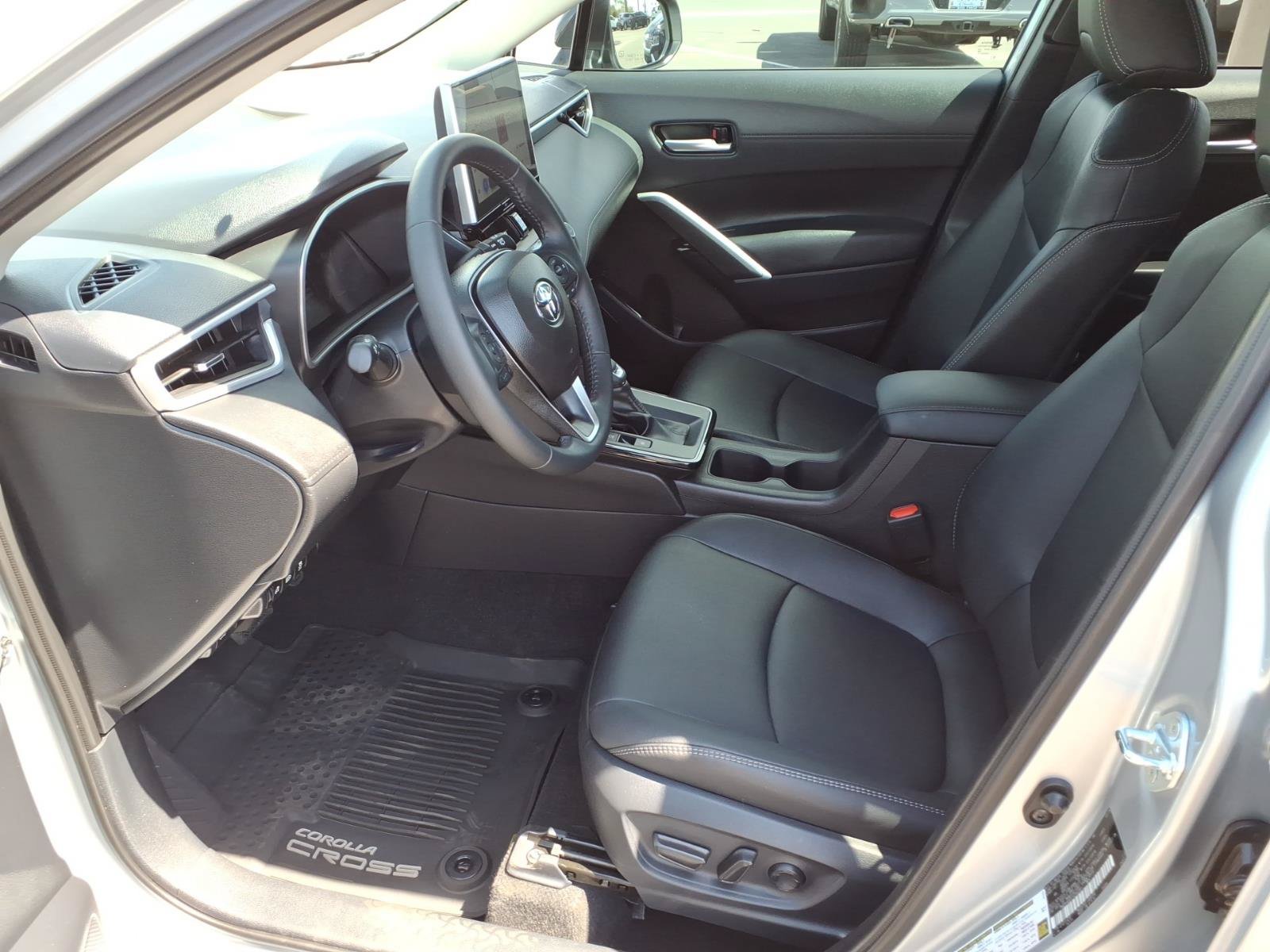 Certified 2026 Toyota Corolla Cross XLE w/ Convenience Package FWD image 15