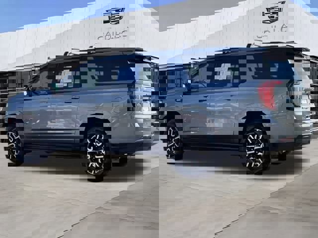 Used 2021 GMC Yukon XL AT4 w/ AT4 Premium Package image 5