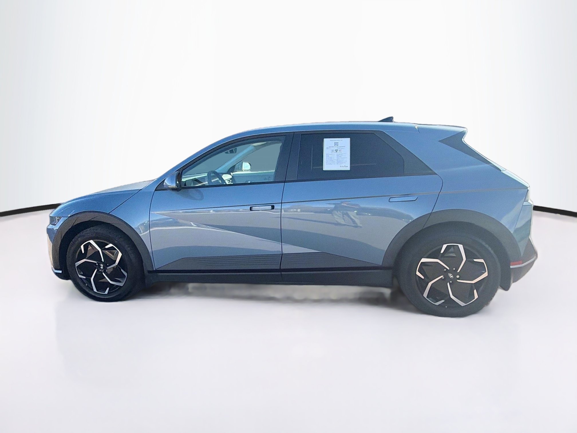 Used 2024 Hyundai Ioniq 5 SEL AWD/4WD image 4